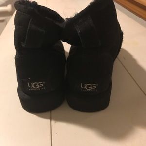 Ugg black short boots.